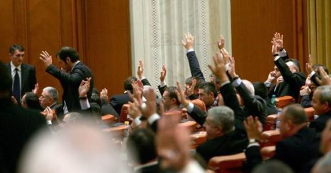 Senatul și alegerile CSM (RO, supărat)