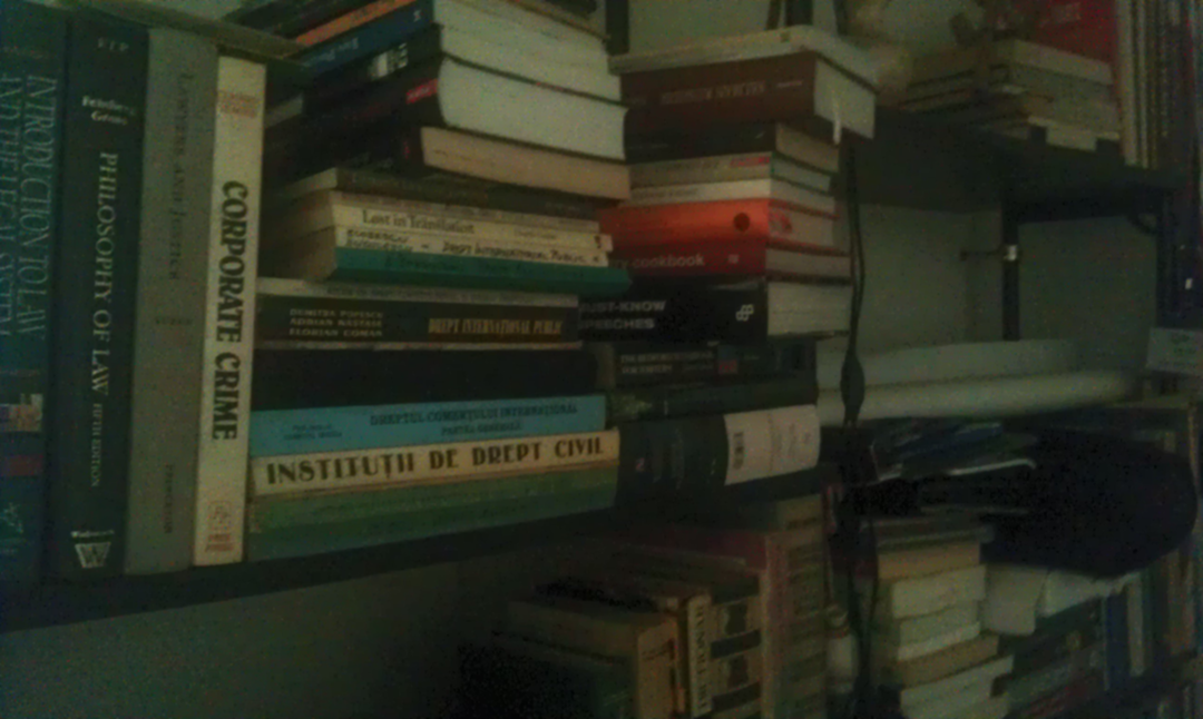 N-ai carte, n-ai pace? (RO, sincron)