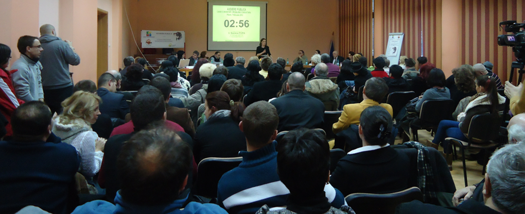 Dialog şi/sau (i)responsabilitate (RO)